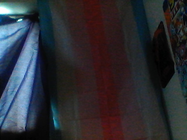 iu_1407245_26152351.jpg
