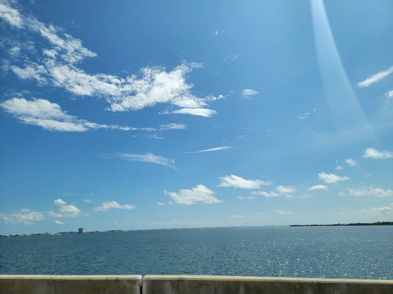 iu_1408478_9836892.webp